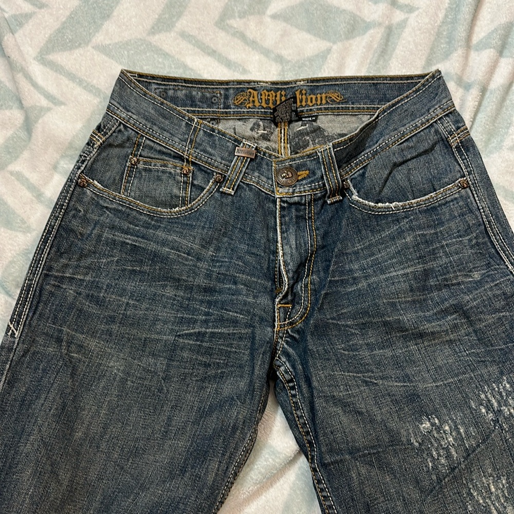 Affliction 30x32. Nice Condition.